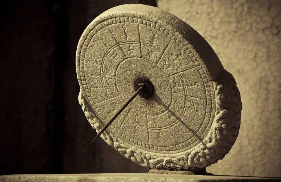 “老婆饼”里没老婆，“北京时间”也不在北京！