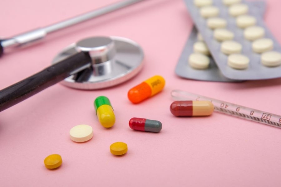 女子降压药掰开吃导致昏迷?这些药千万别掰开!